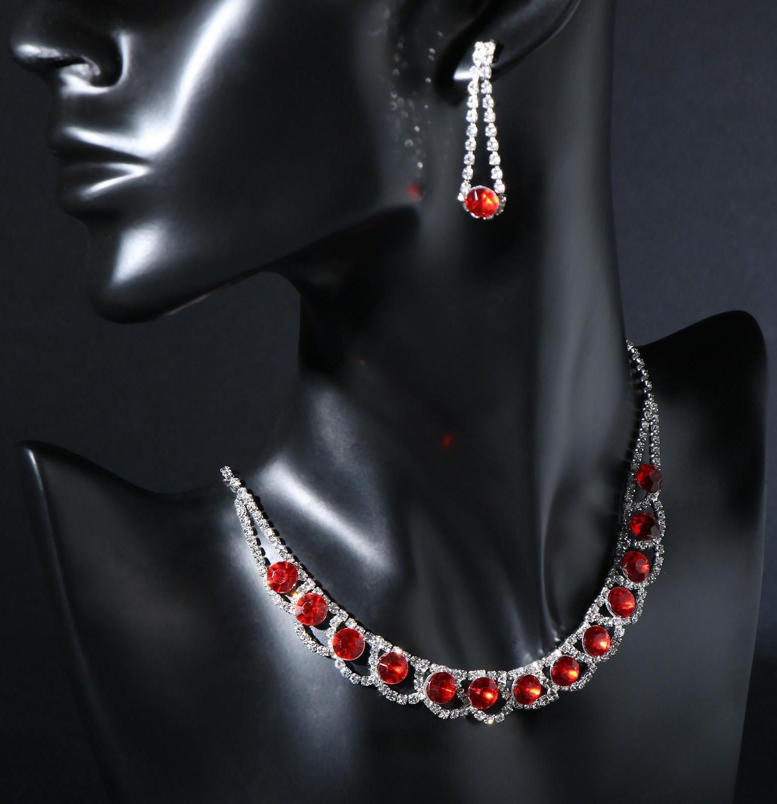 Набор 2 предмета: серьги, колье 