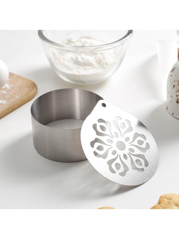 Форма для выкладки с прессом и трафаретом «Алатырь», d=7,8 см, высота 3,9 см, трафарет 8×9 см