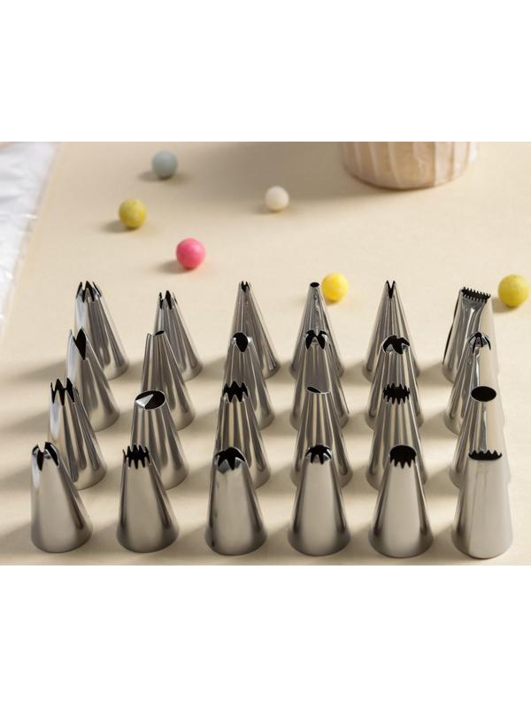 Набор кондитерский, 28 предметов: 3 адаптера, 24 насадки, набор кондитерских мешков 50 шт