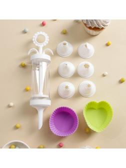 Набор кондитерский, 13 предметов: 6 насадок, 6 формочек, кондитерский шприц