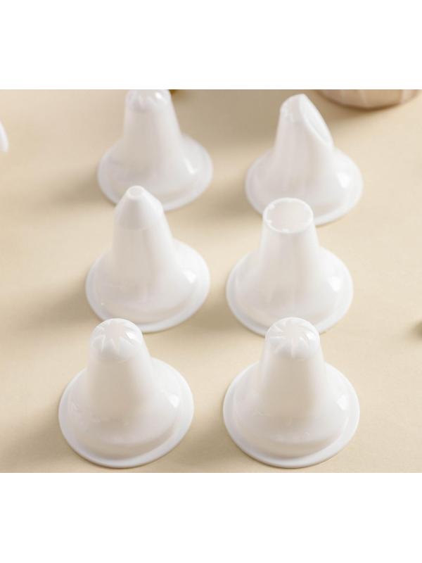 Набор кондитерский, 13 предметов: 6 насадок, 6 формочек, кондитерский шприц