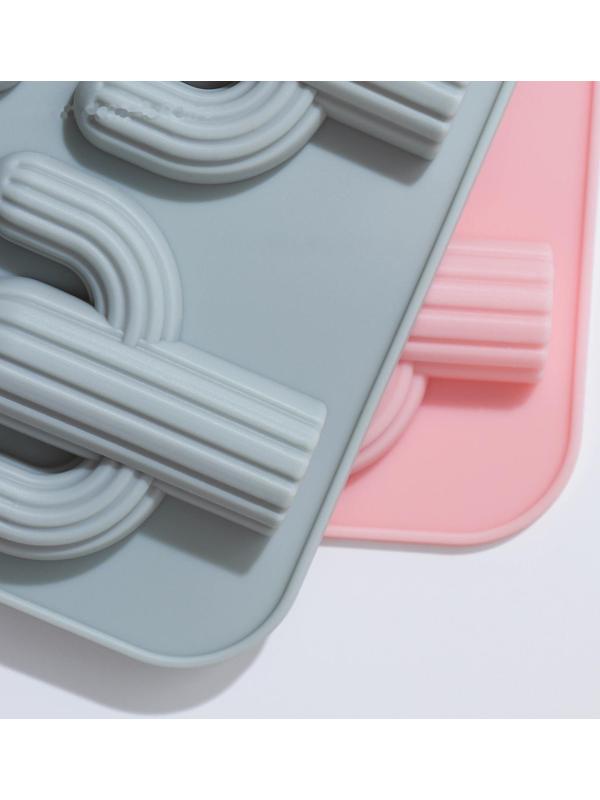 Форма для льда и кондитерских украшений «Кактус», 4 ячейки, 14×14×1,4 см, силикон, цвет МИКС