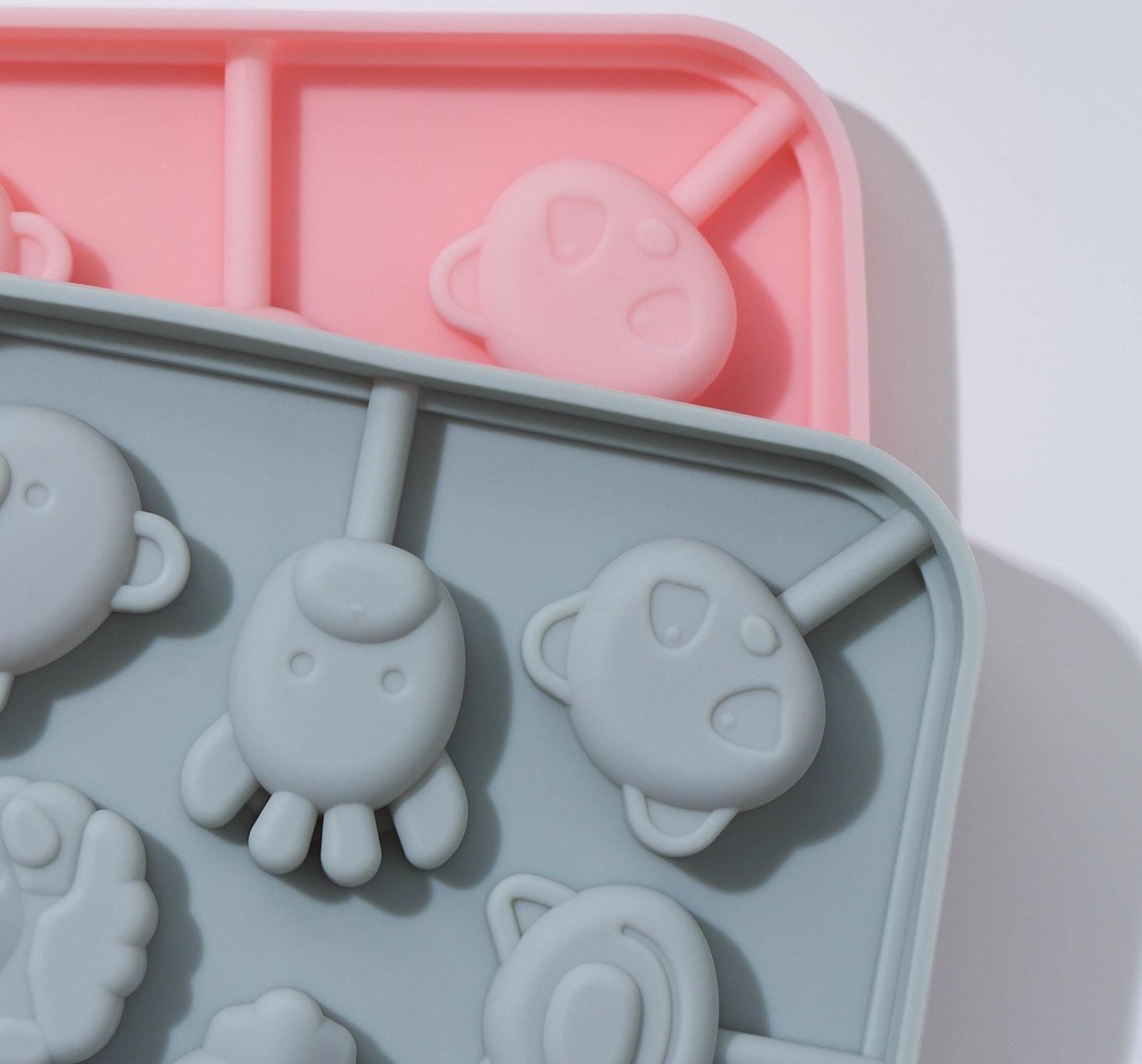 Форма для леденцов «Зверята», 8 ячеек, 14×14×1,4 см, с палочками 20 шт, цвет МИКС