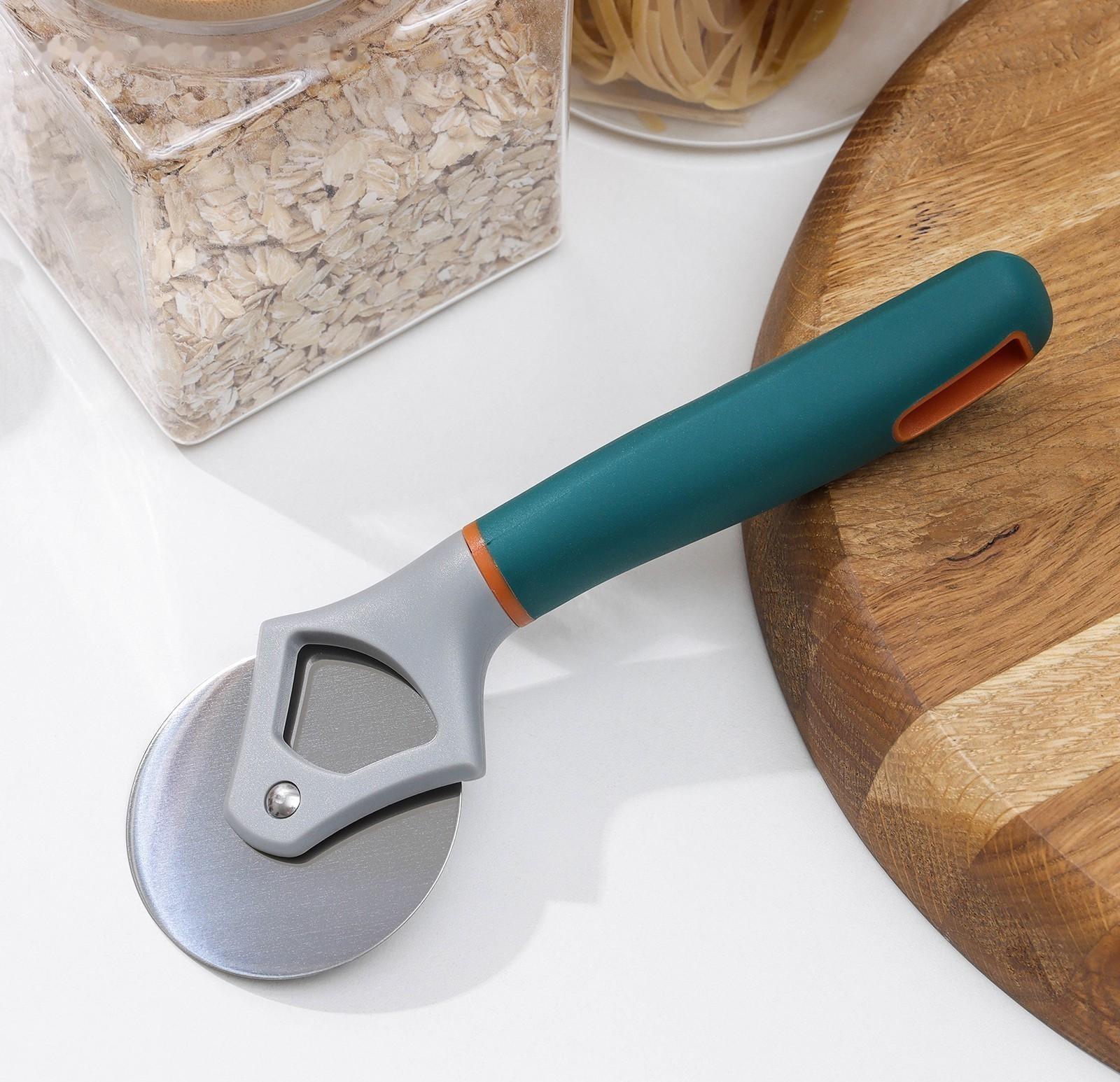 Нож для пиццы и теста Magistro Coral, 20 см, цвет серый