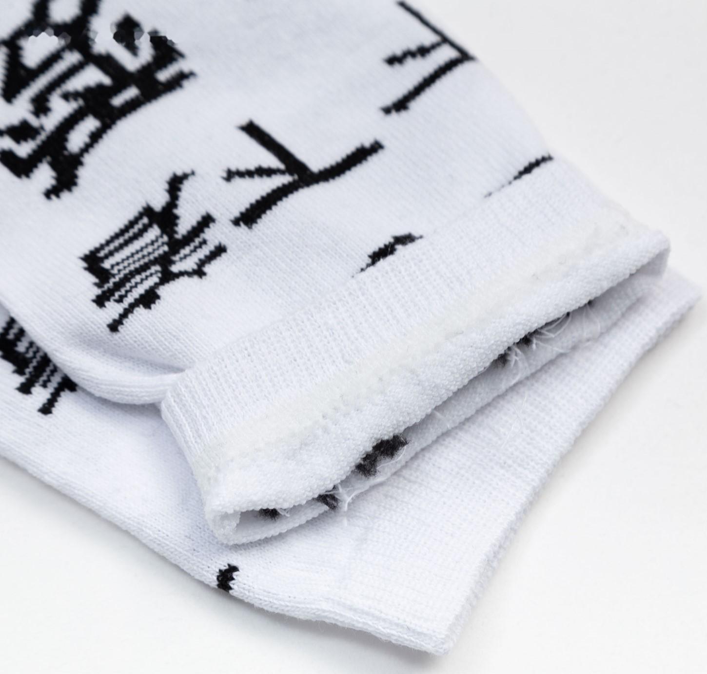 Носки женские MINAKU «Иероглифы», цвет белый, размер 38-39 (25 см)