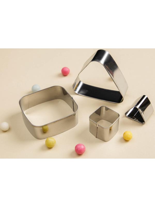 Набор кондитерский «Геометрия», 13 предметов: ложка кондитерская, формы для печенья 12 шт