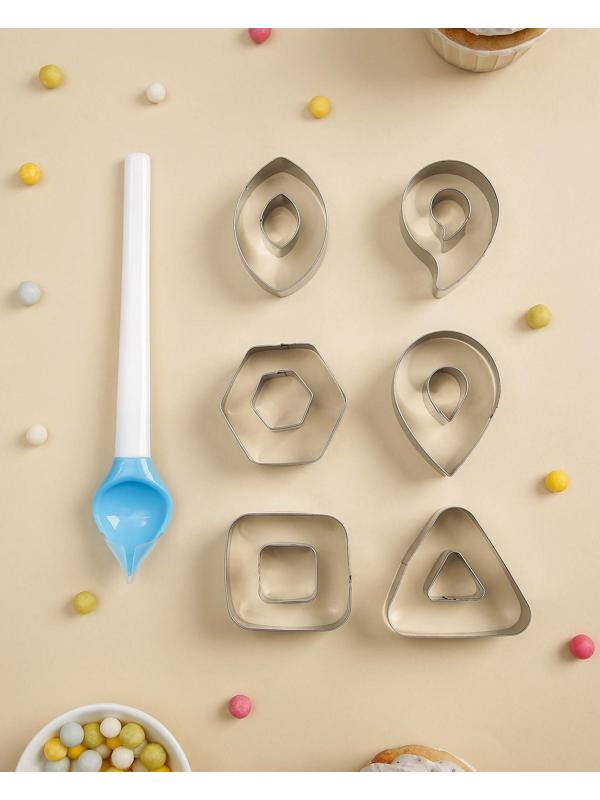 Набор кондитерский «Геометрия», 13 предметов: ложка кондитерская, формы для печенья 12 шт