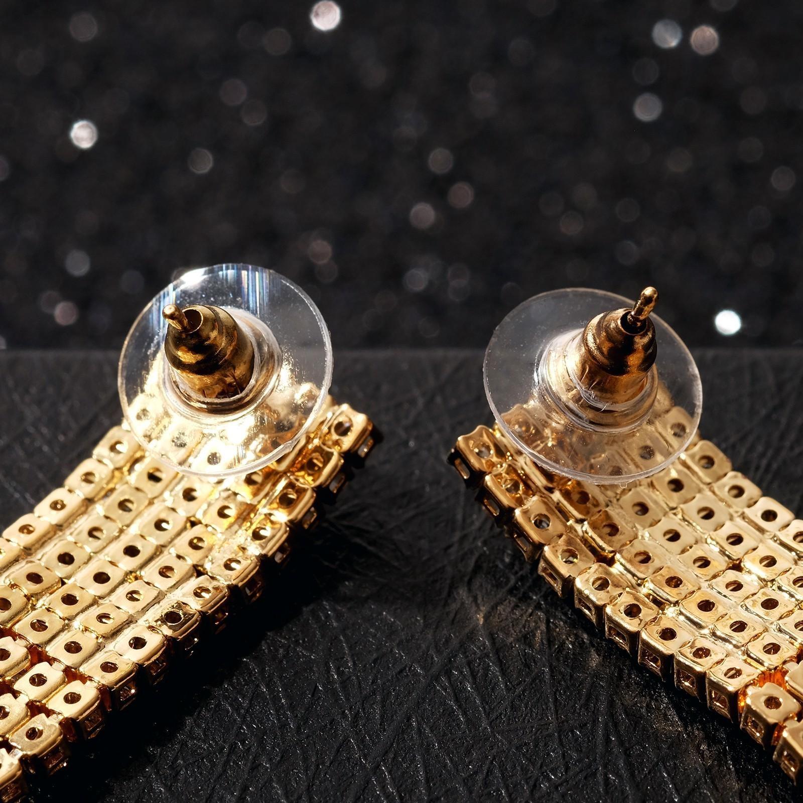 Серьги висячие со стразами 