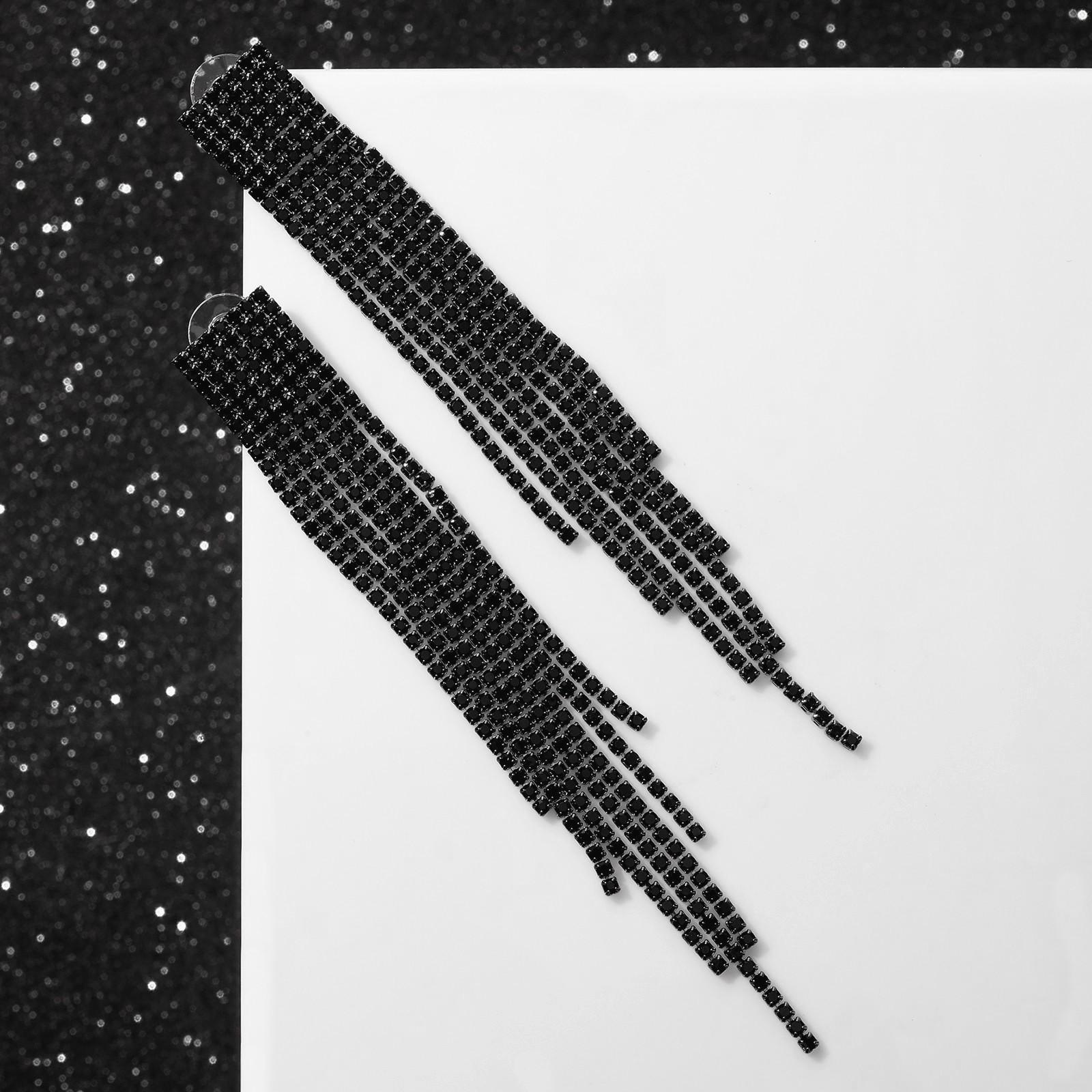 Серьги висячие со стразами 