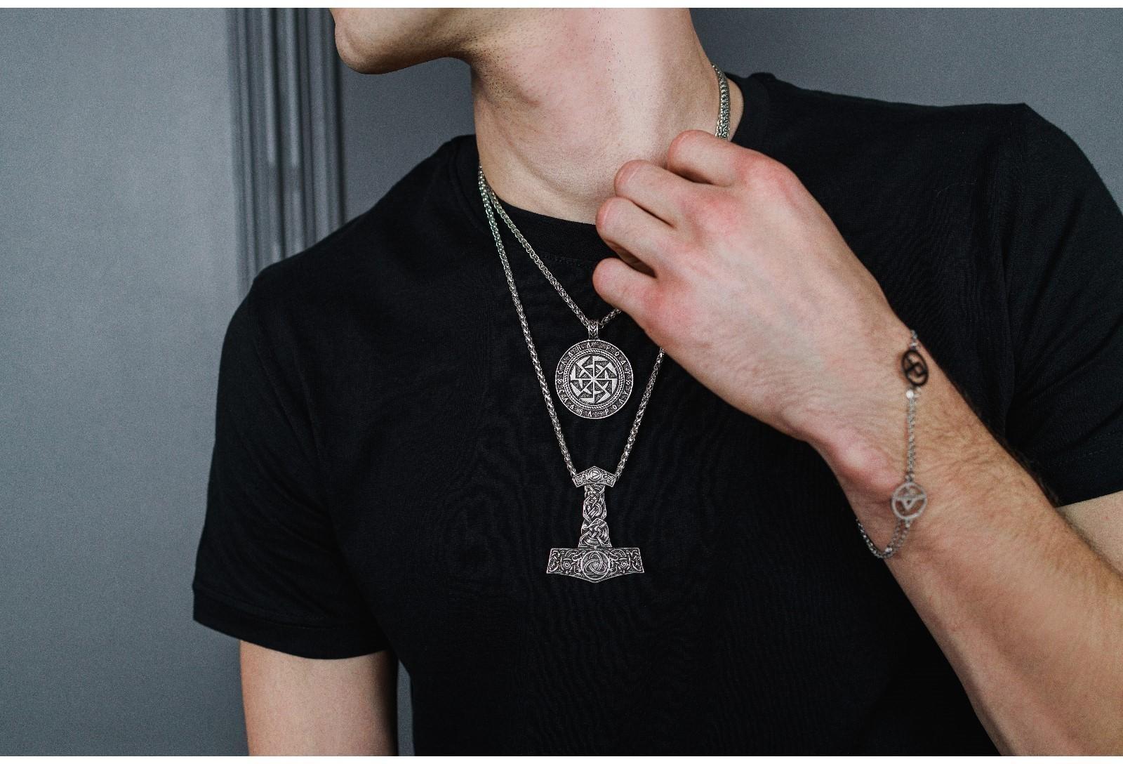 Кулон-амулет 