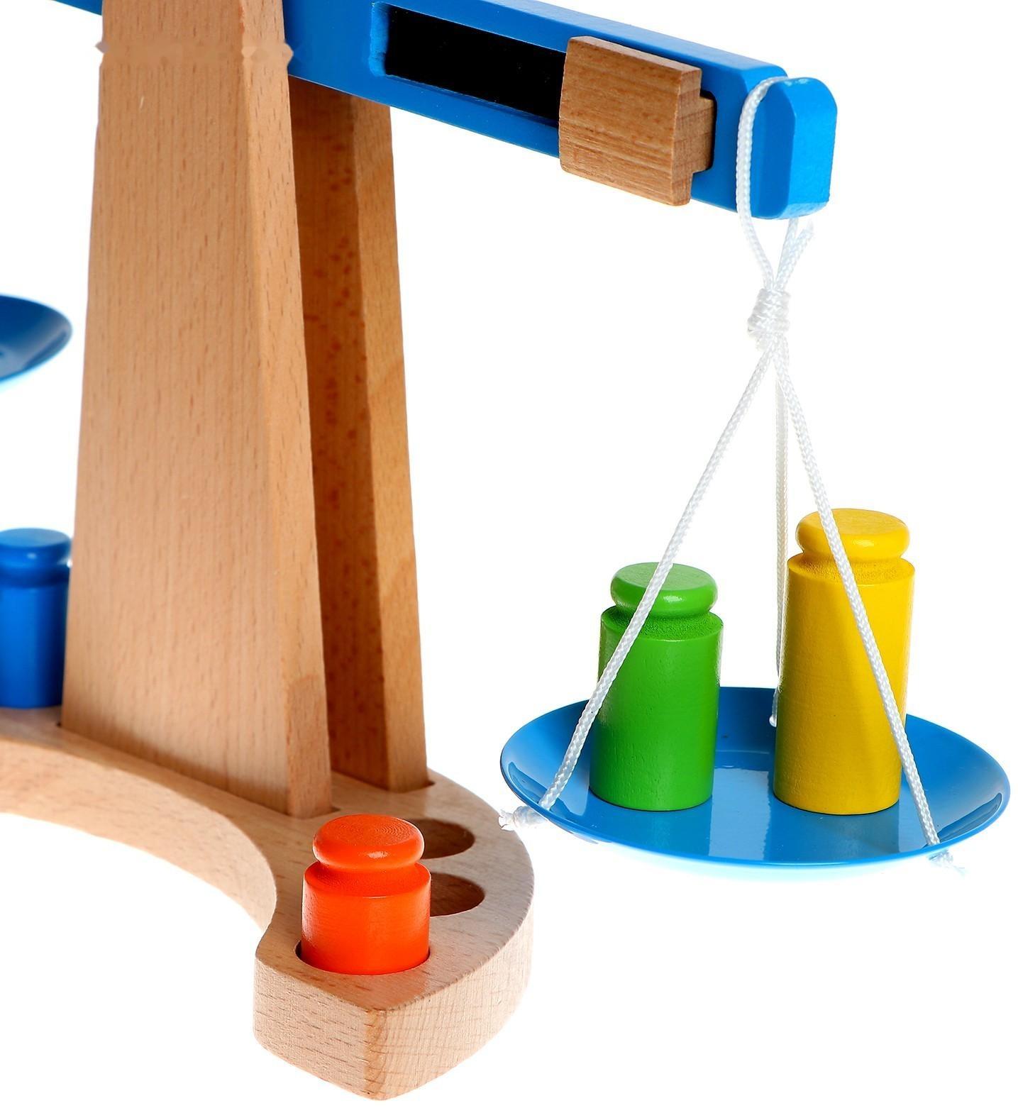 Деревянная игрушка «Весы»