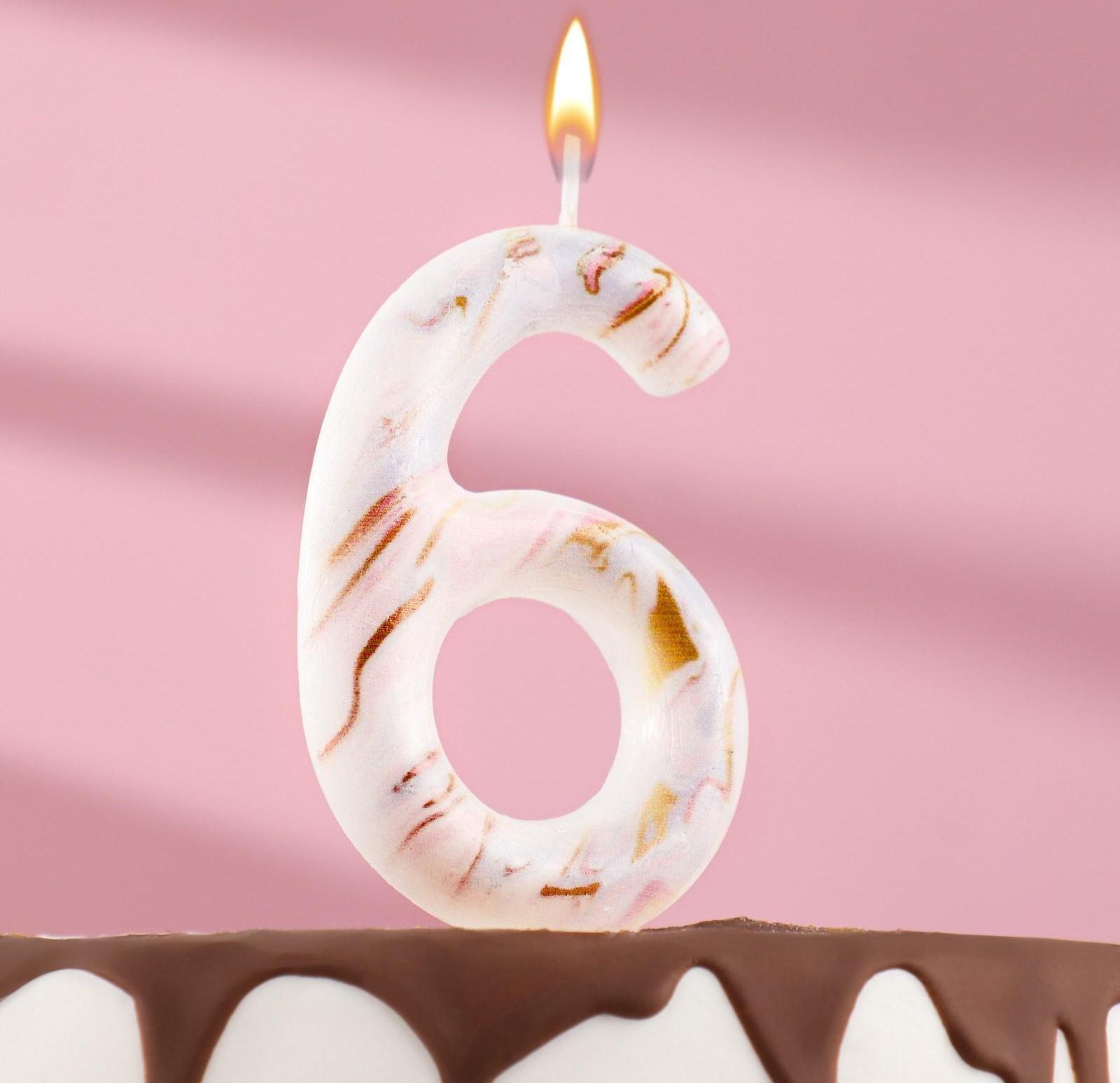 Свеча в торт 