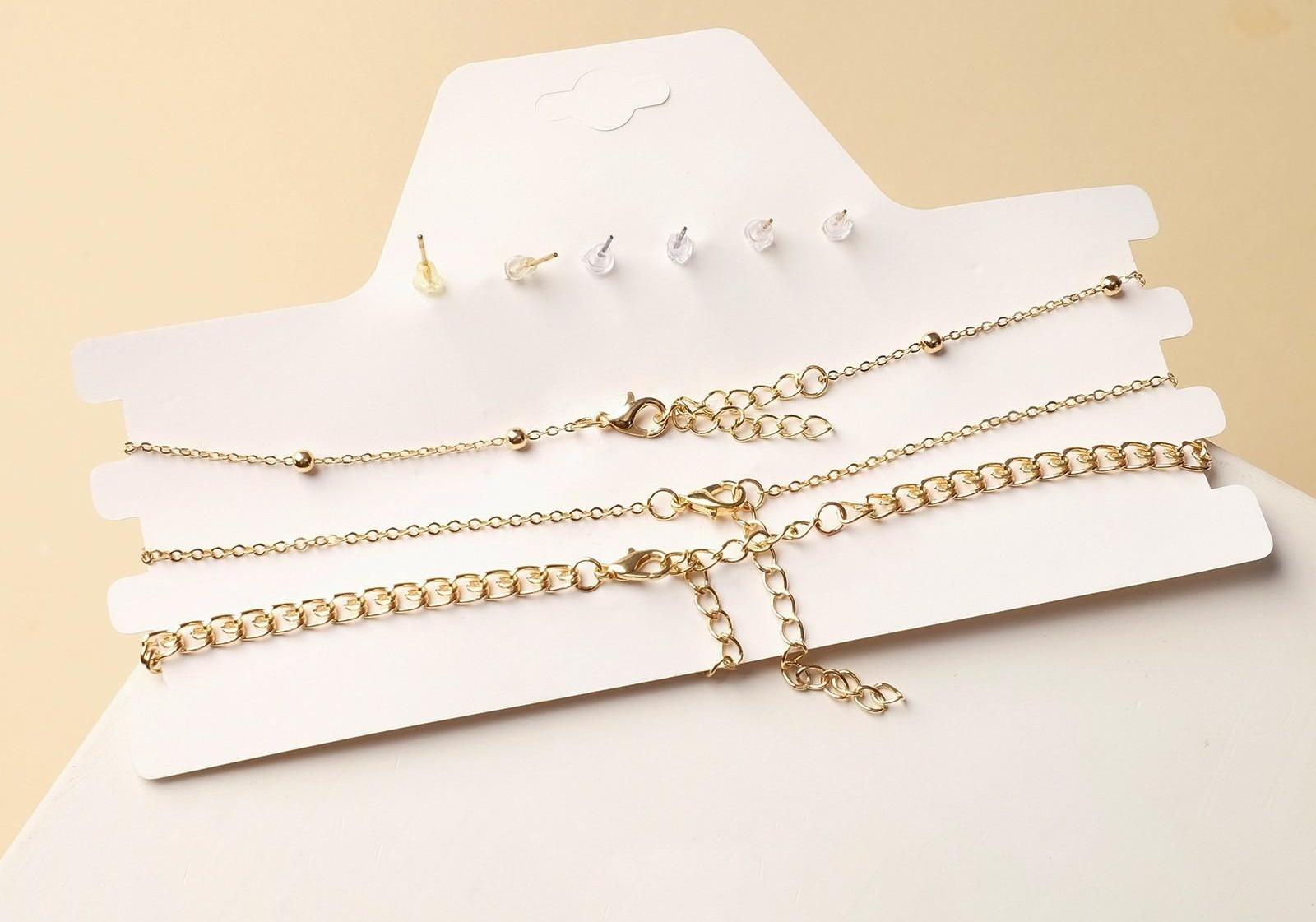 Набор: 3 колье, 3 пары пусет 