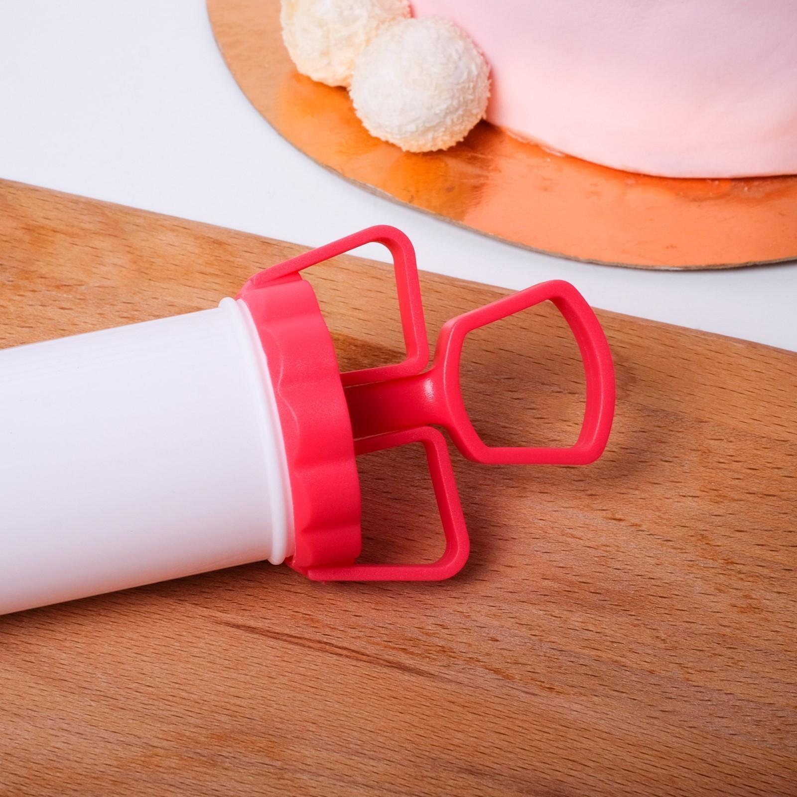 Кондитерский шприц «Главный ингредиент» 19.5 см х 6 см х 6 см, 200 мл, с насадками 6 шт