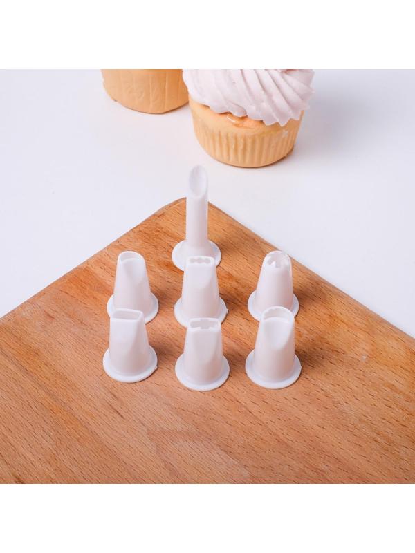 Кондитерский шприц «Главный ингредиент» 19.5 см х 6 см х 6 см, 200 мл, с насадками 6 шт