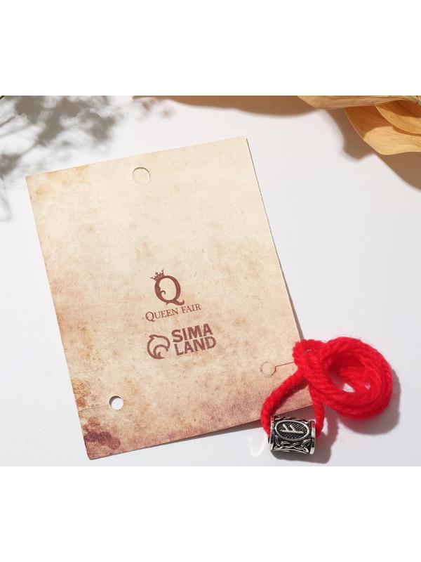 Браслет-амулет на нити 