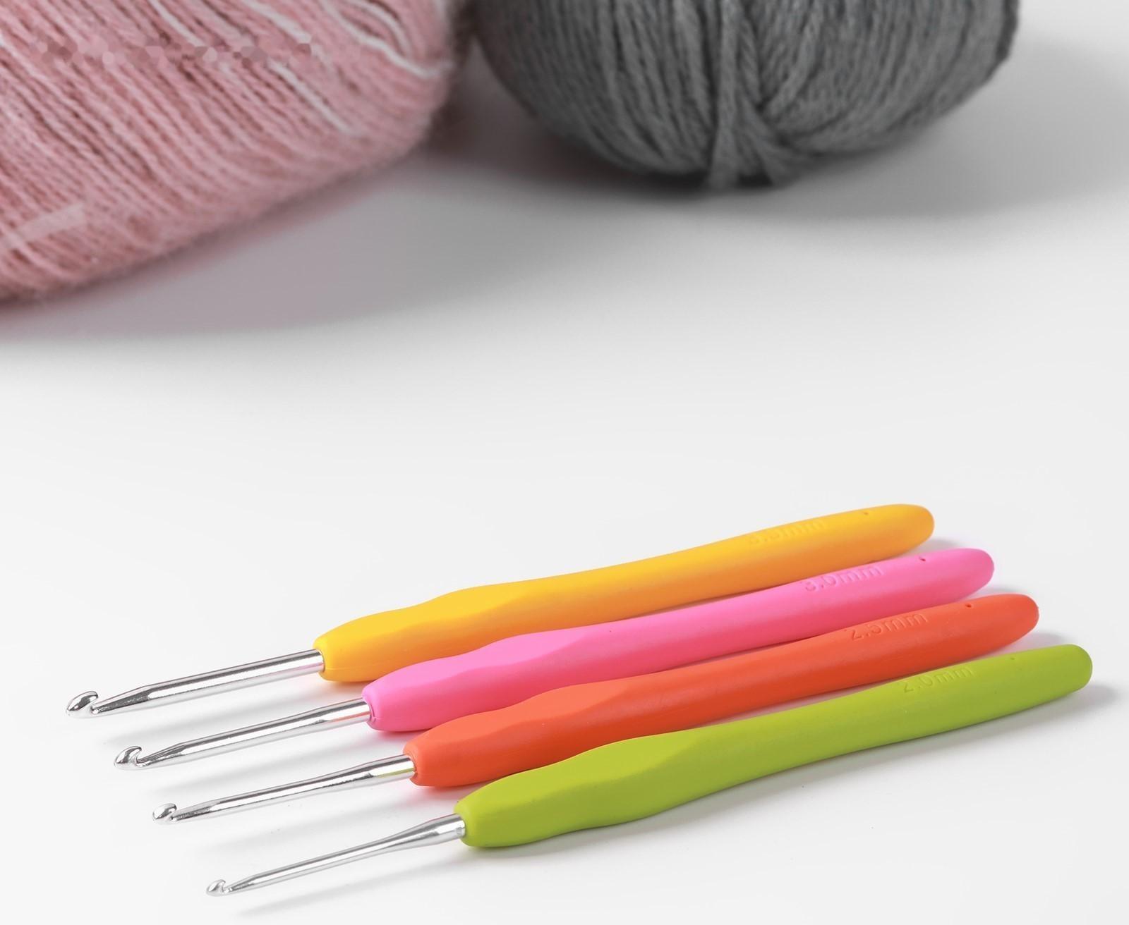 Набор крючков для вязания, d = 2-3,5 мм, 14 см, 4 шт, цвет разноцветный