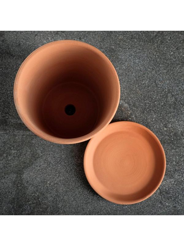 Горшок цветочный Терра №3 1,5 л