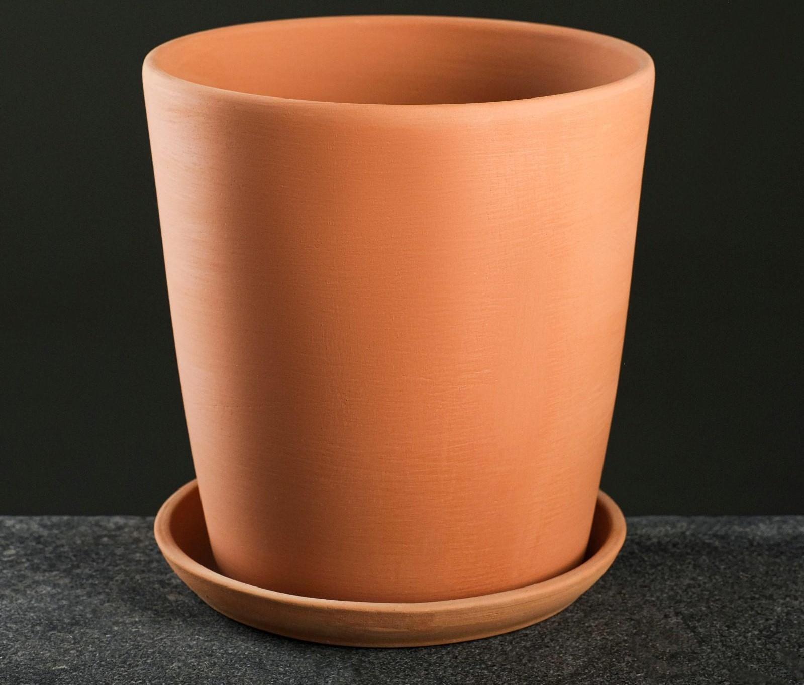 Горшок цветочный Терра №4 2,4 л