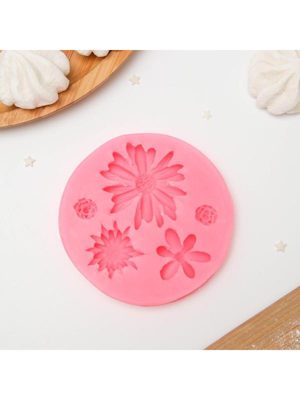 Молд «Цветочное ассорти», 10,5×10,5×1 см, цвет МИКС