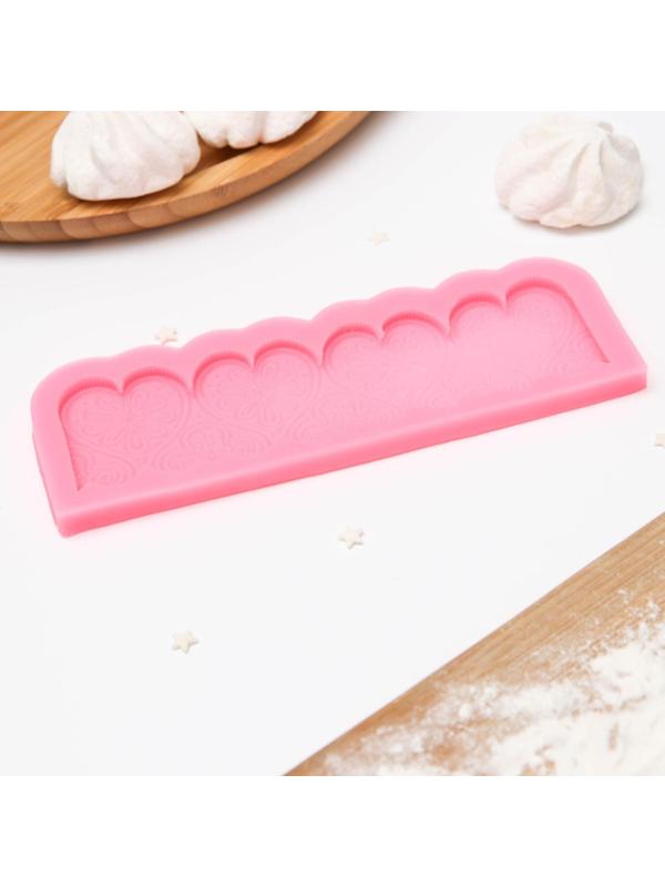 Молд «Ажурные сердца», 18×6×0,8 см, цвет МИКС