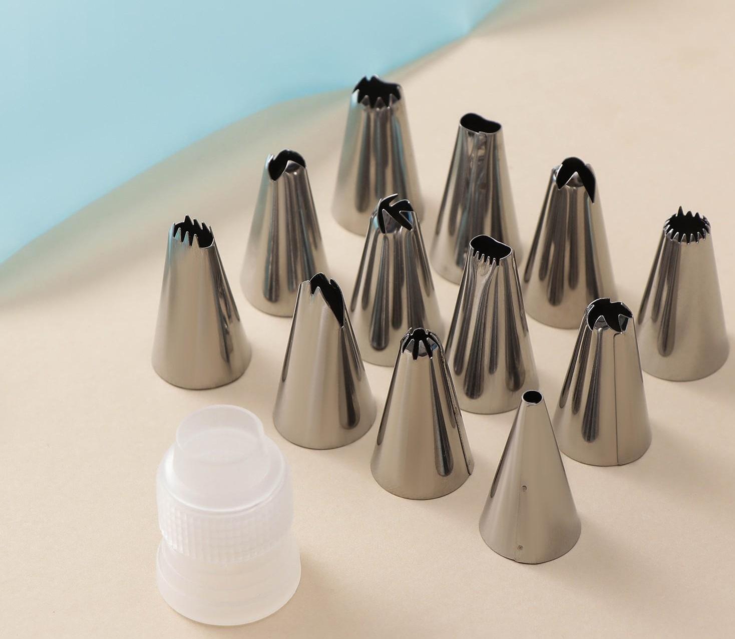 Набор кондитерский, 15 предметов: 12 насадок в боксе, 1 адаптер, кондитерский мешок