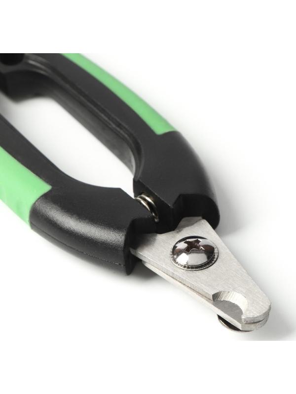 Когтерез боковой малый с закругленными резиновыми ручками,отверстие 8 мм,чёрный с зелёным