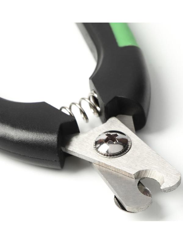 Когтерез боковой малый с закругленными резиновыми ручками,отверстие 8 мм,чёрный с зелёным