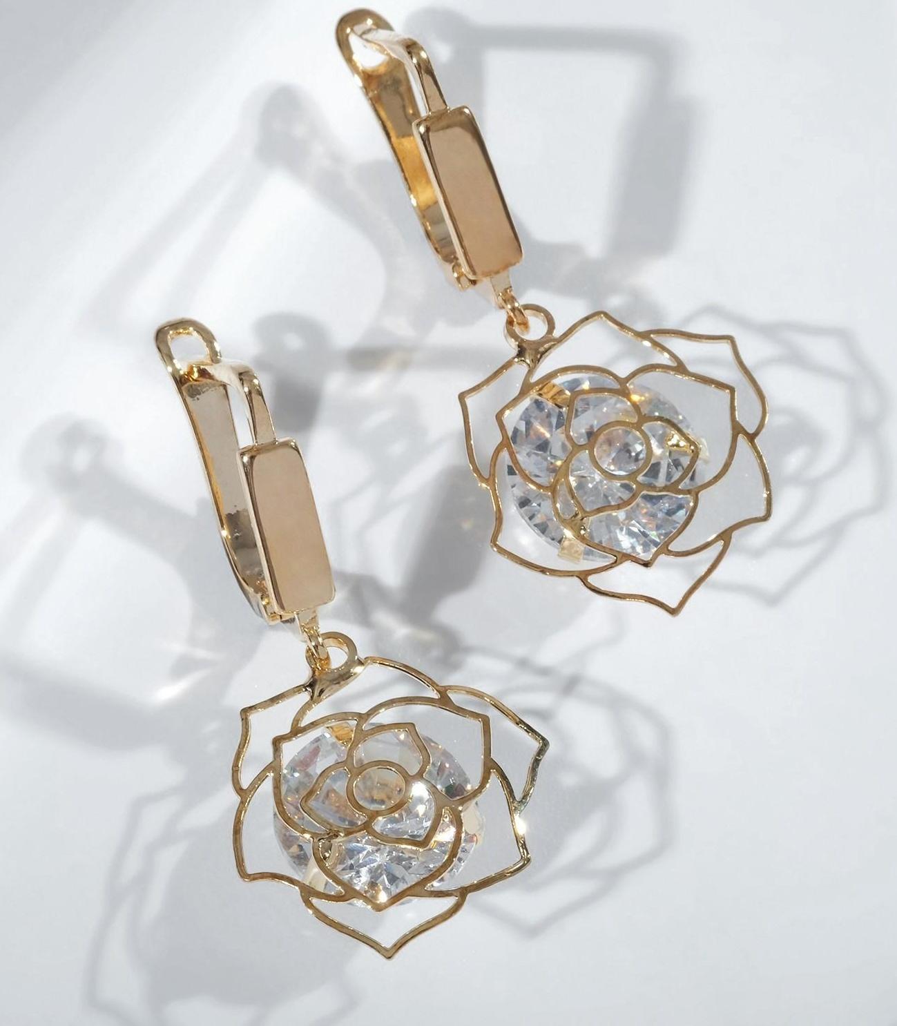 Серьги со стразами 