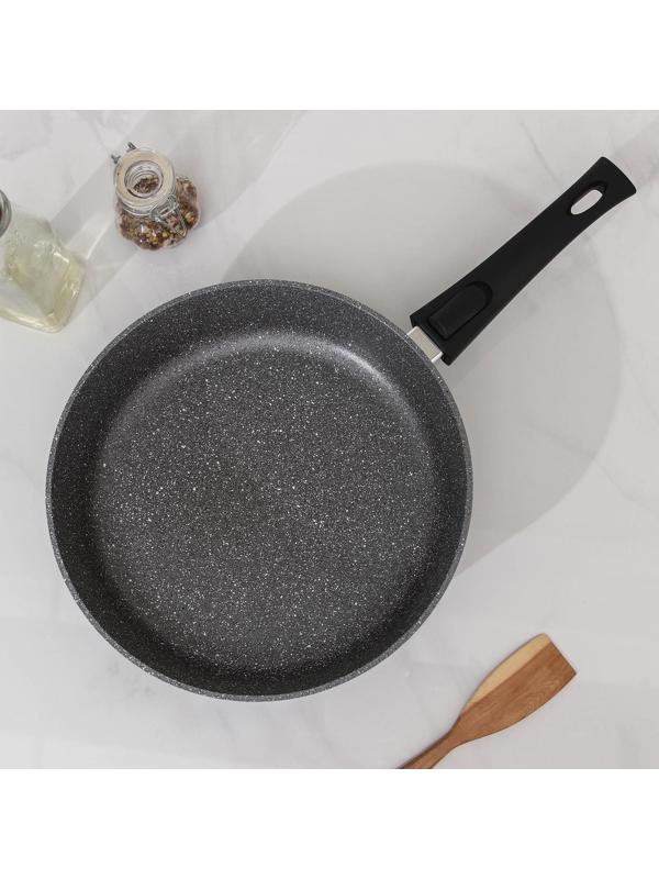 Сковорода Доляна «Марбл», d=28 см, стеклянная крышка, съёмная ручка, антипригарное покрытие, цвет серый