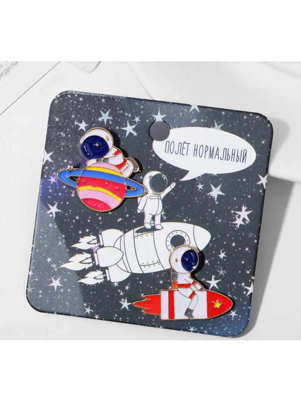 Набор значков (2шт) 