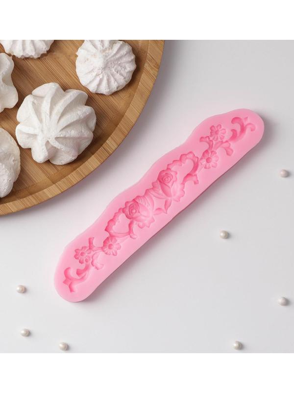 Молд «Цветочный венок», 16,7×3,5×1 см, цвет розовый