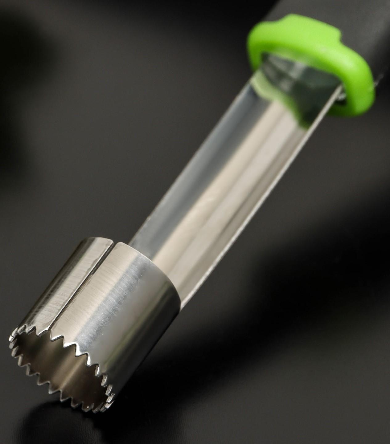 Нож для удаления сердцевины Доляна Lime, 20×2 см, цвет чёрно-зелёный