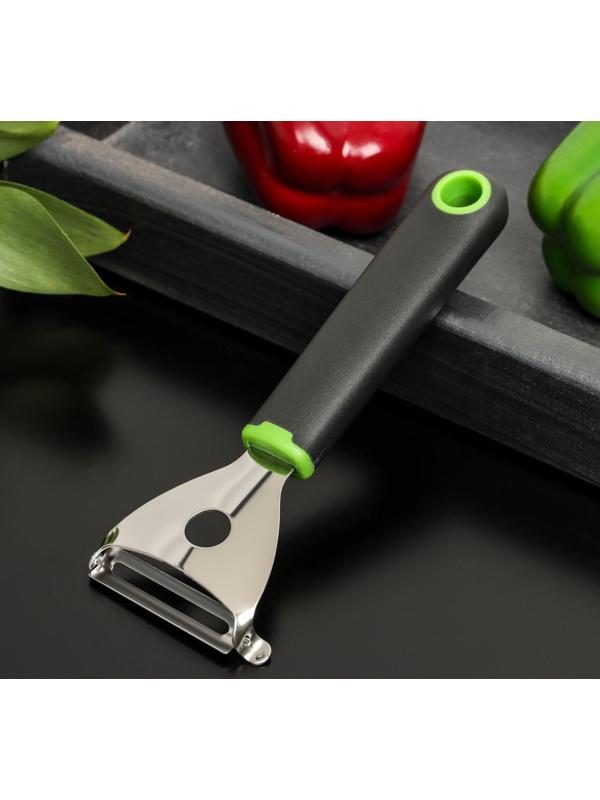 Овощечистка Доляна Lime, 17,5×6 см, цвет чёрно-зелёный