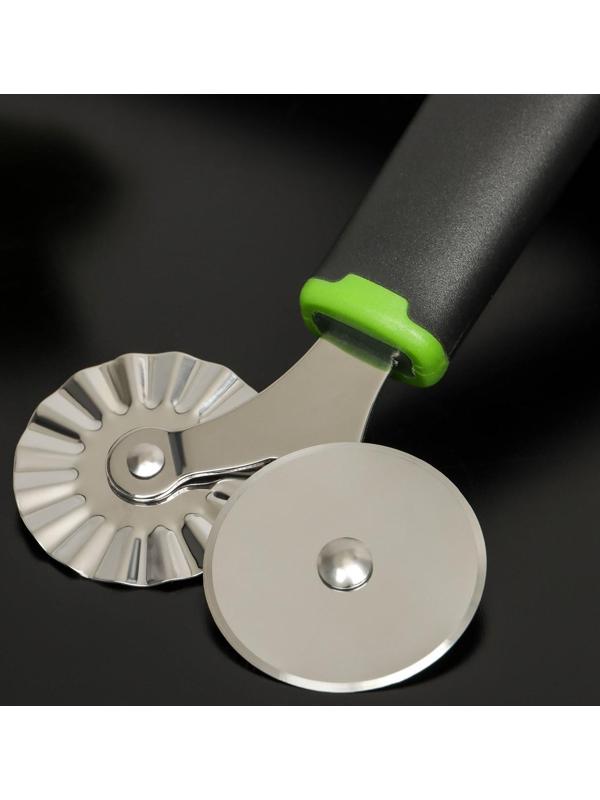 Нож для пиццы и теста двухсторонний Доляна Lime, 17×7,5 см, цвет чёрно-зелёный