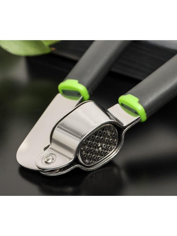 Пресс для чеснока Доляна Lime, 19×5,5 см, цвет чёрно-зелёный