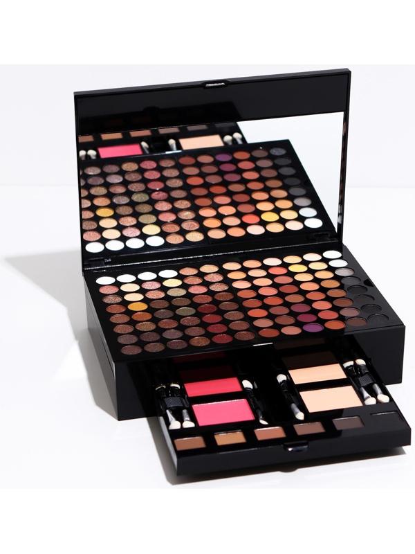 Профессиональный набор для макияжа (тени для бровей, век, румяна, корректоры)