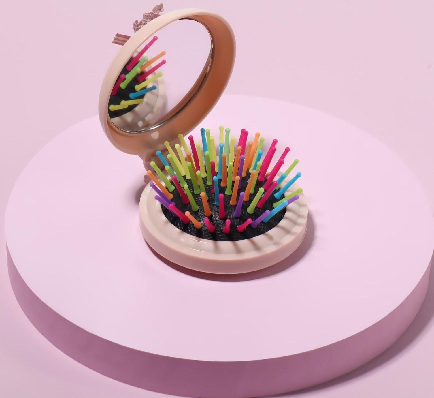 Расчёска массажная, складная, с зеркалом, d = 7,5 см, рисунок МИКС