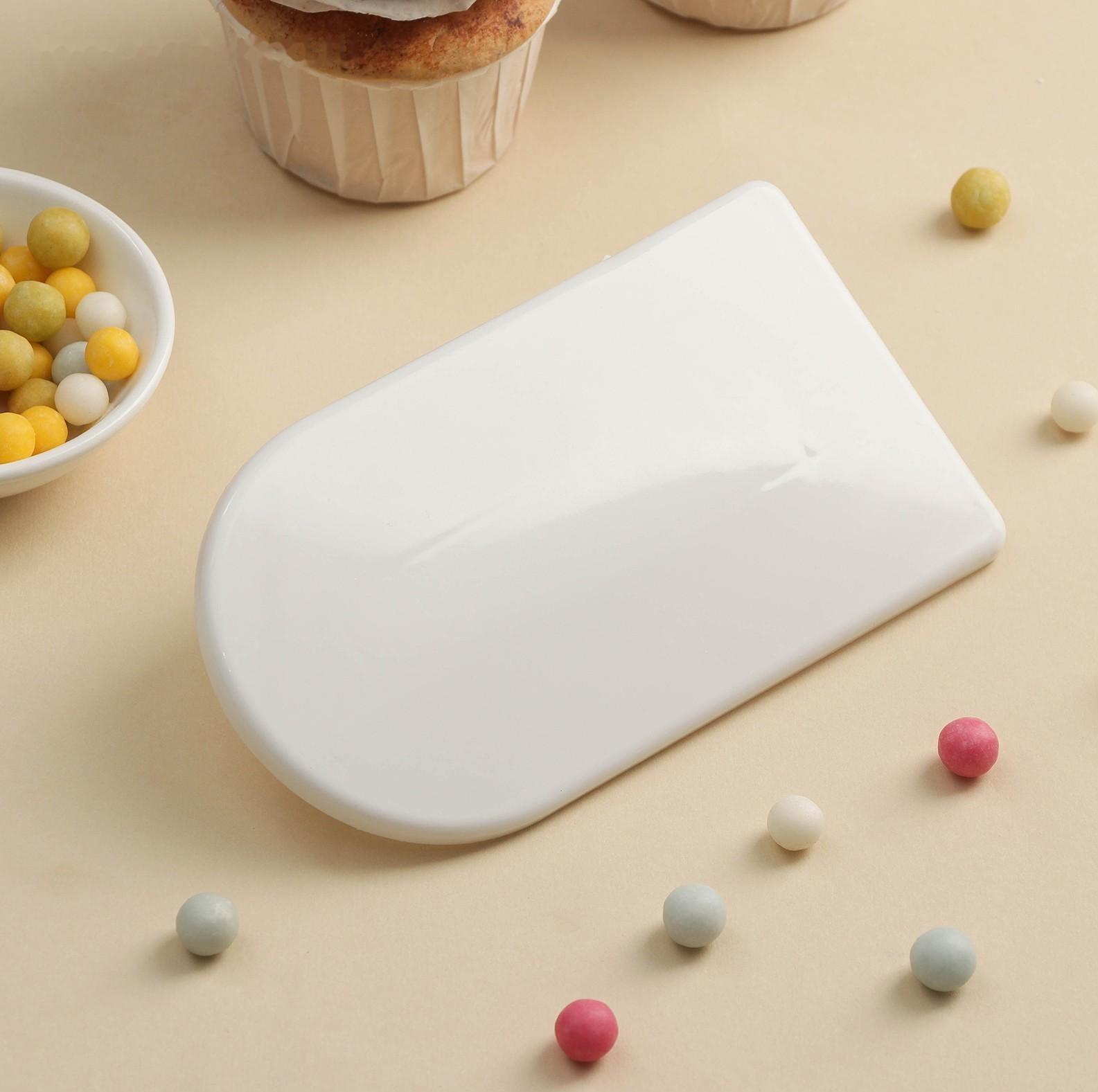 Шпатель кондитерский с ручкой KONFINETTA, 14,2×8×3 см