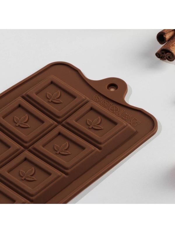 Форма для шоколада силиконовая Доляна «Дольки с мятой», 10 ячеек, 21×10,5×0,8 см, цвет МИКС