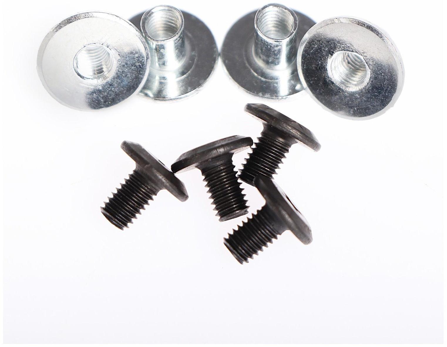 Накладка-подпятник для автоковрика, 22×15, металлическая с креплением