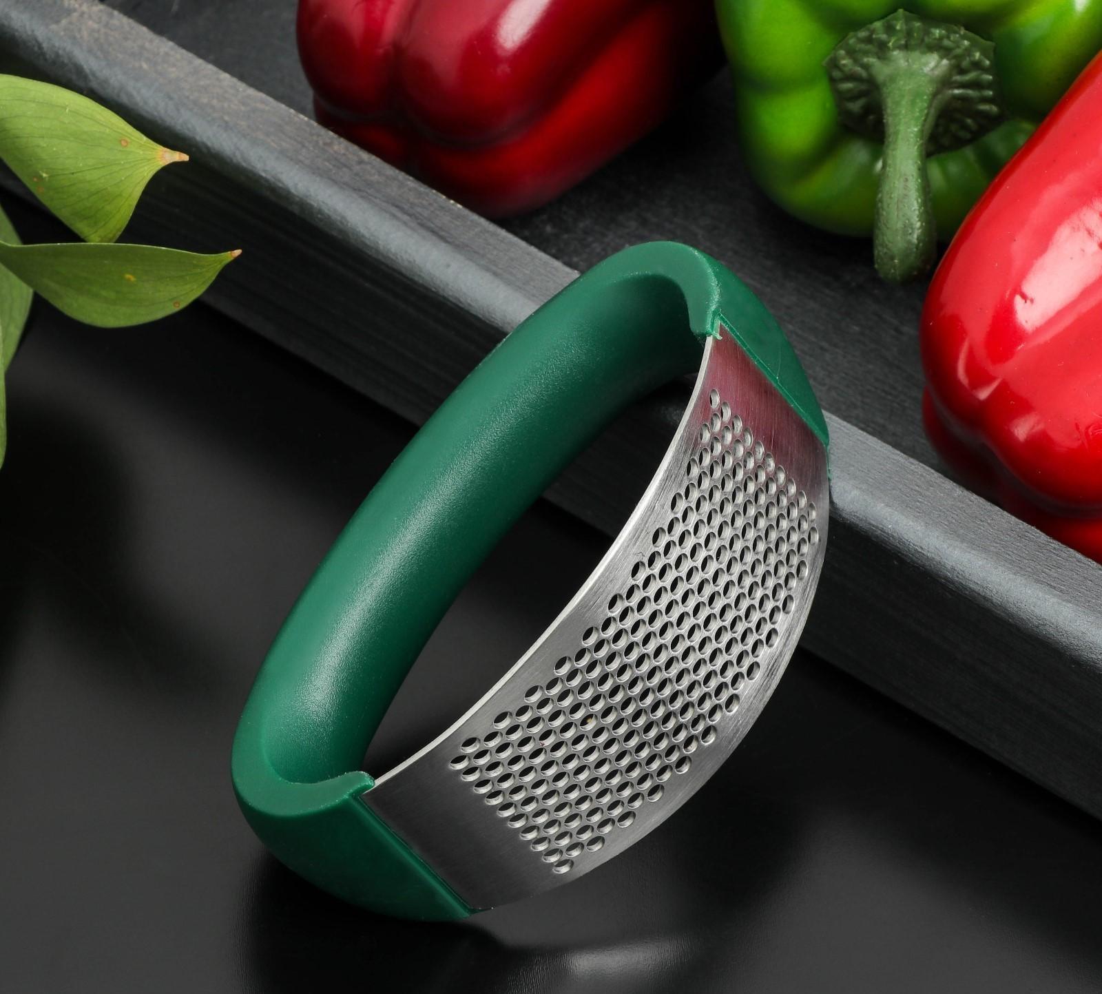 Пресс для чеснока Доляна «Эсмиральда», нержавеющая сталь, цвет зелёный