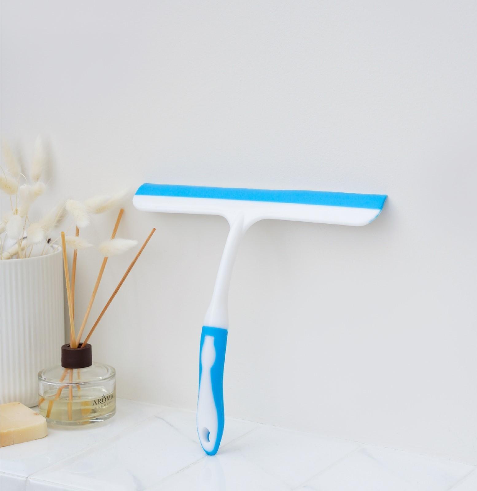 Водосгон с изогнутой ручкой «Стиль», 25×24 см