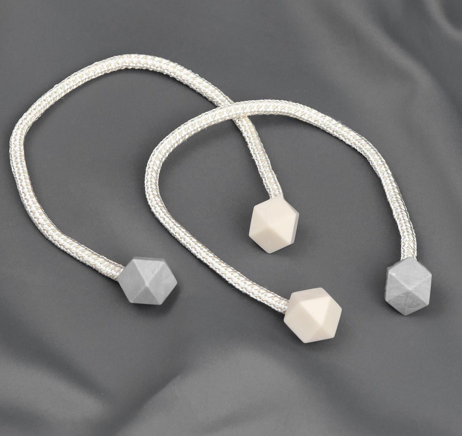 Подхват для штор «Камушки», d = 3 × 46 см, цвет пепельно-бежевый/серый