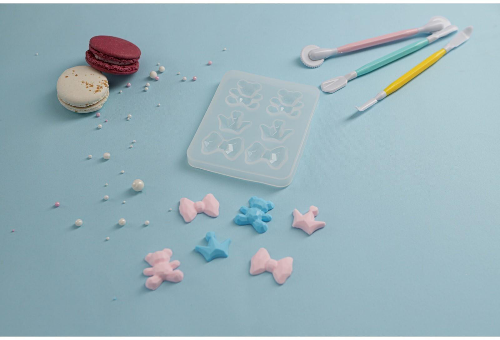 Молд «Атрибуты принцессы», 12×9,5×1 см, ячейка 3,5×3 см