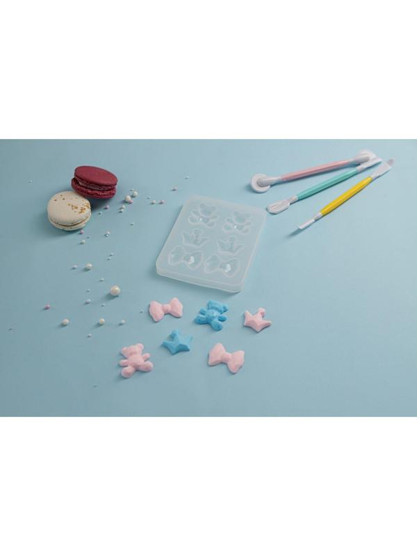 Молд «Атрибуты принцессы», 12×9,5×1 см, ячейка 3,5×3 см