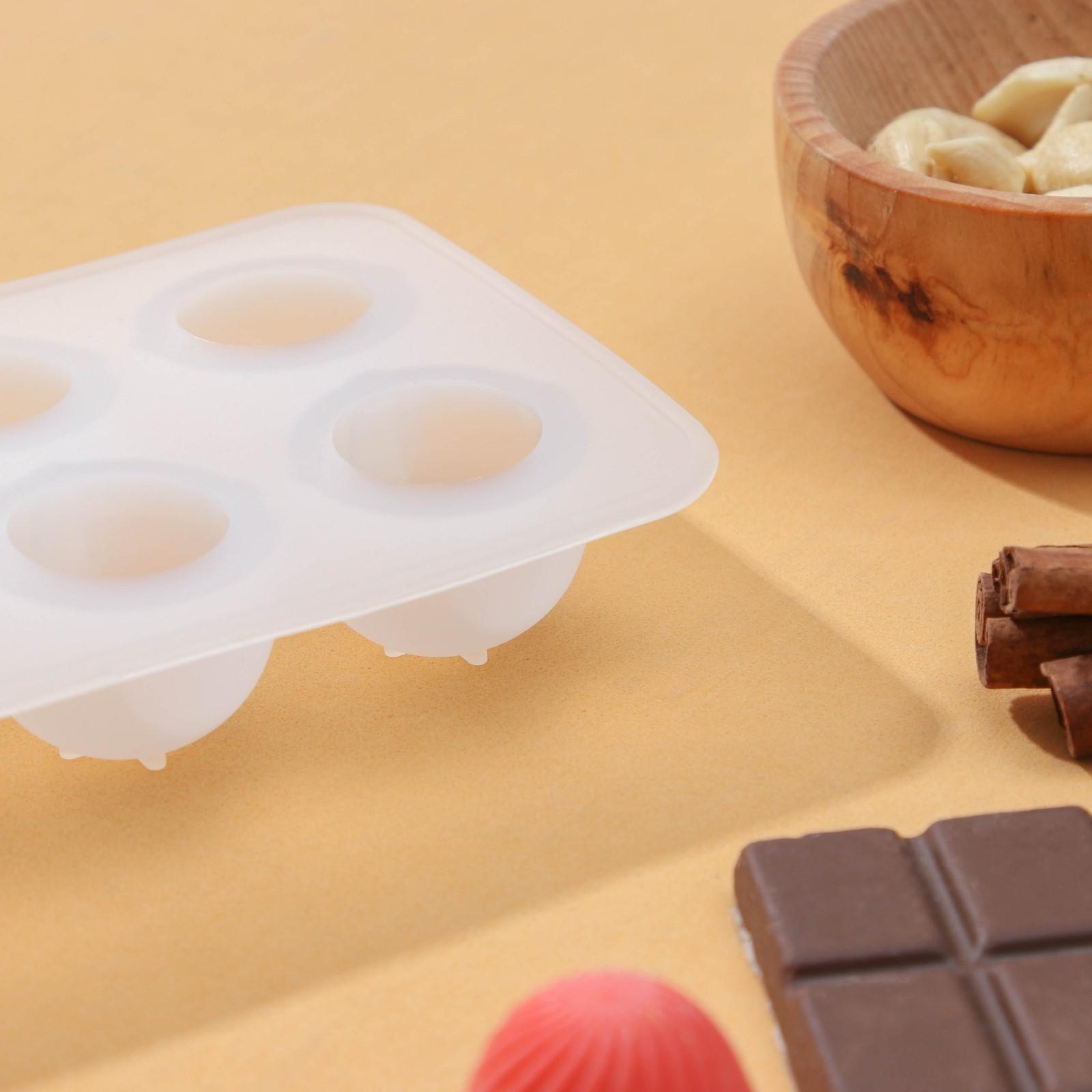 Форма для льда и кондитерских украшений «Котики», 8 ячеек, 15,5×8,5×2 см, силикон, 2,2×1,5 см, цвет прозрачный