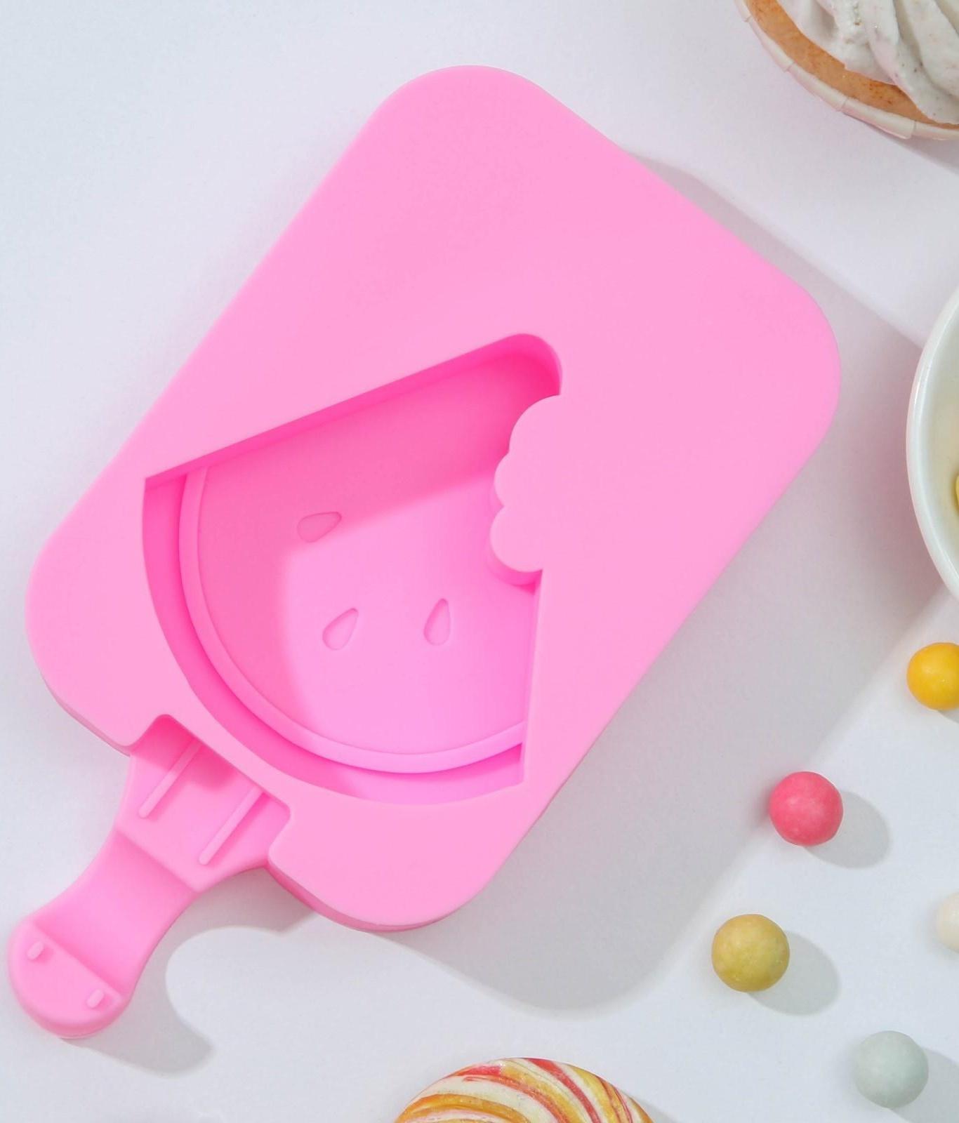 Форма для мороженого «Арбузная долька», 14×7,5×2,5 см, цвет розовый