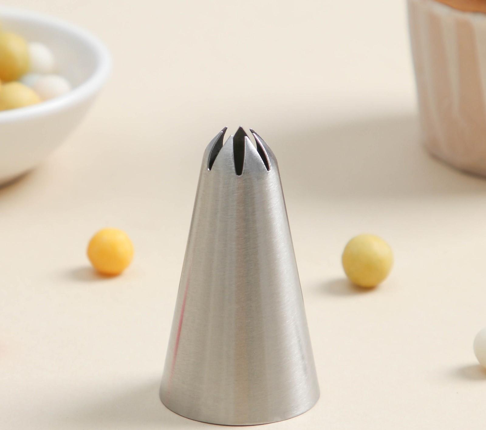 Насадка кондитерская «Закрытая звезда», d=3 см, выход 0,3 см, нержавеющая сталь