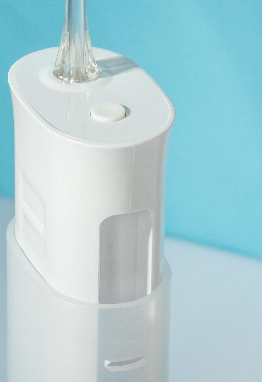 Ирригатор для полости рта Luazon LIR-01, портативный, 175 мл, 3 режима, 2 насадки, от USB